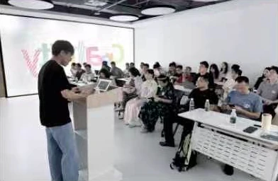 往期课程现场:满员开课